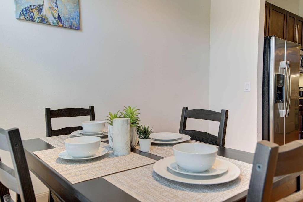 Cozy Apt Nrg Pool,Wi-Fi, Free Parking, Petsok! Χιούστον Εξωτερικό φωτογραφία